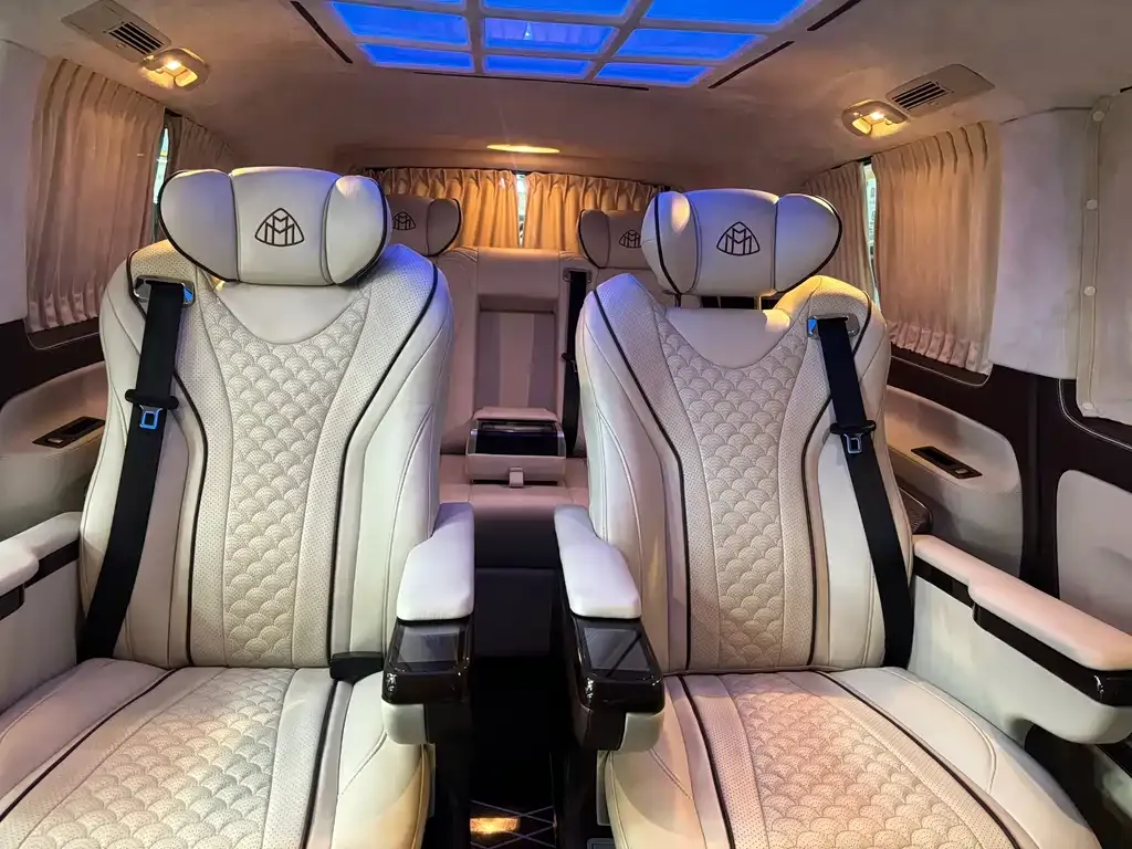Mercedes-Benz Vito 2023 из CN, фото 7
