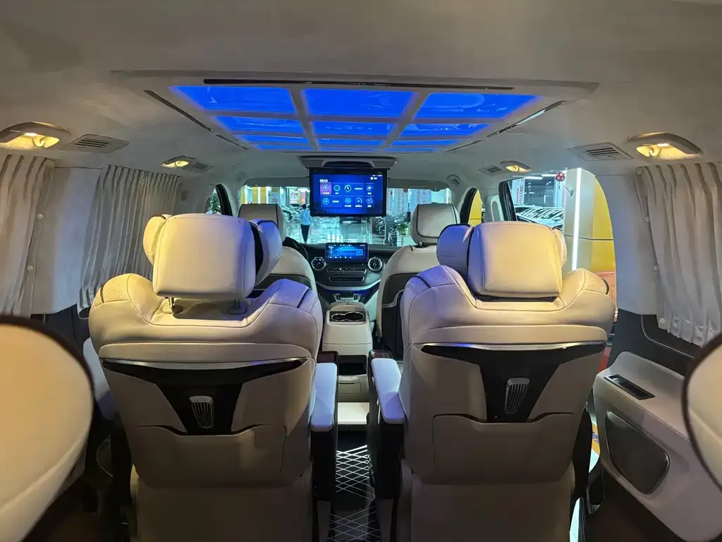 Mercedes-Benz Vito 2023 из CN, фото 8