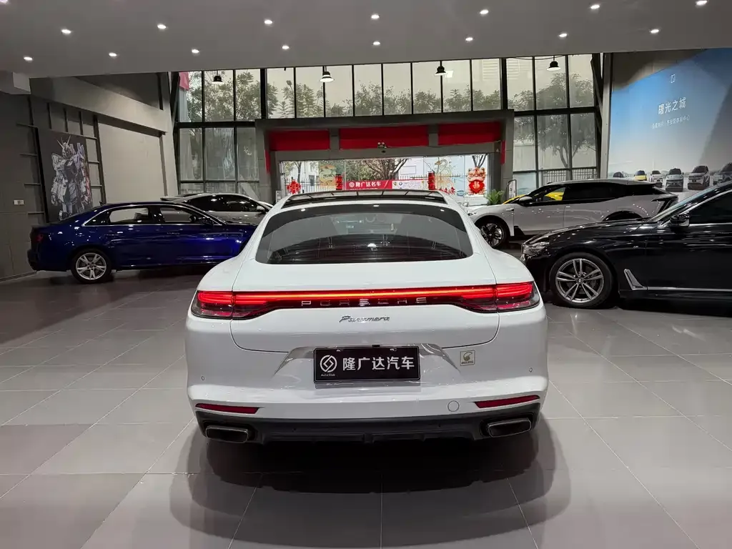 Porsche Panamera 2023 из CN, фото 3