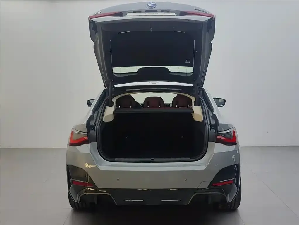 BMW i4 2025 из CN, фото 6