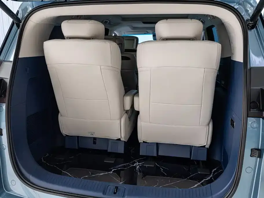 Buick Century 2024 из CN, фото 9