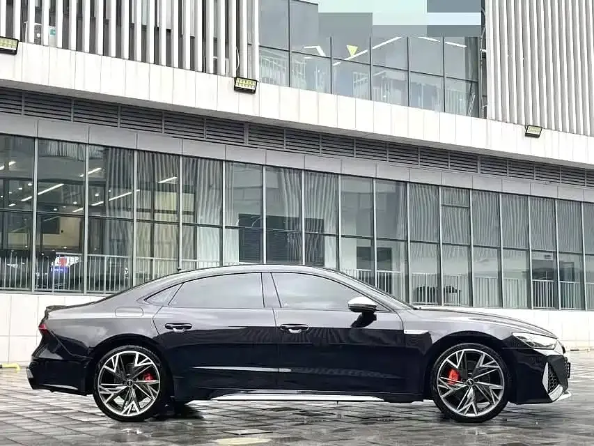 Audi A7L 2023 из CN, фото 5