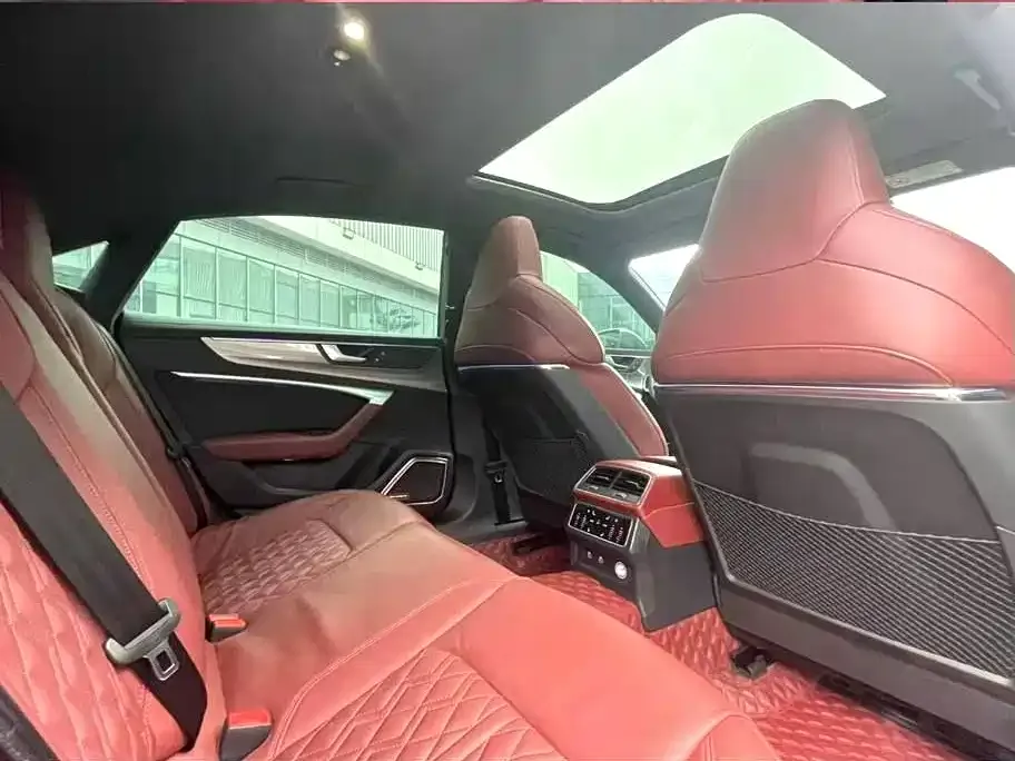 Audi A7L 2023 из CN, фото 7