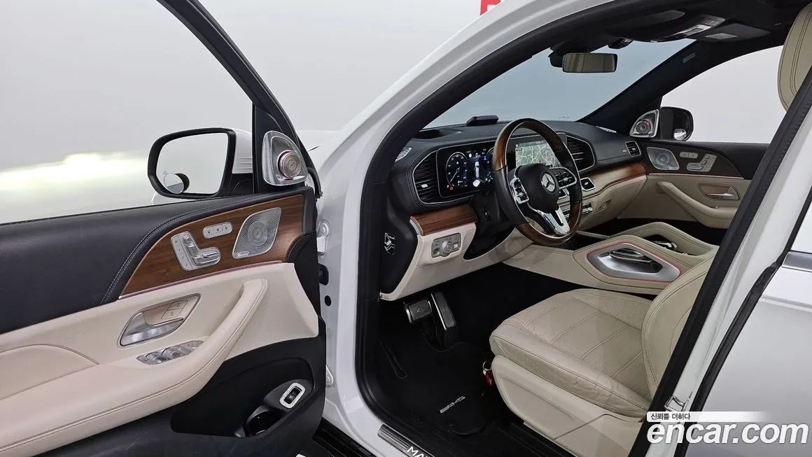 Mercedes-Benz GLS-Class — фото 10