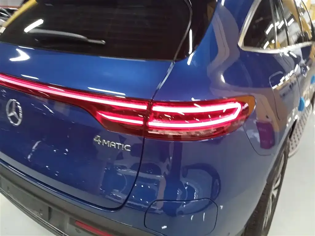 Mercedes-Benz EQC 2022 из CN, фото 8