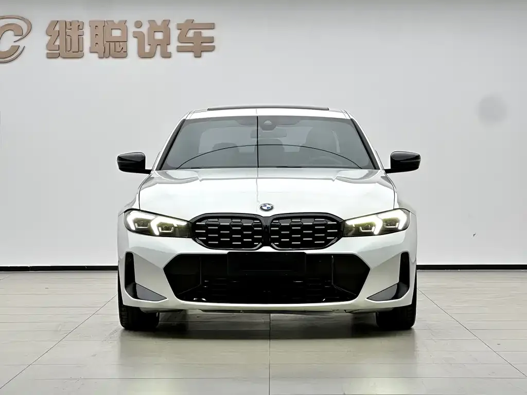 BMW 3 Series 2024 из CN, фото 2