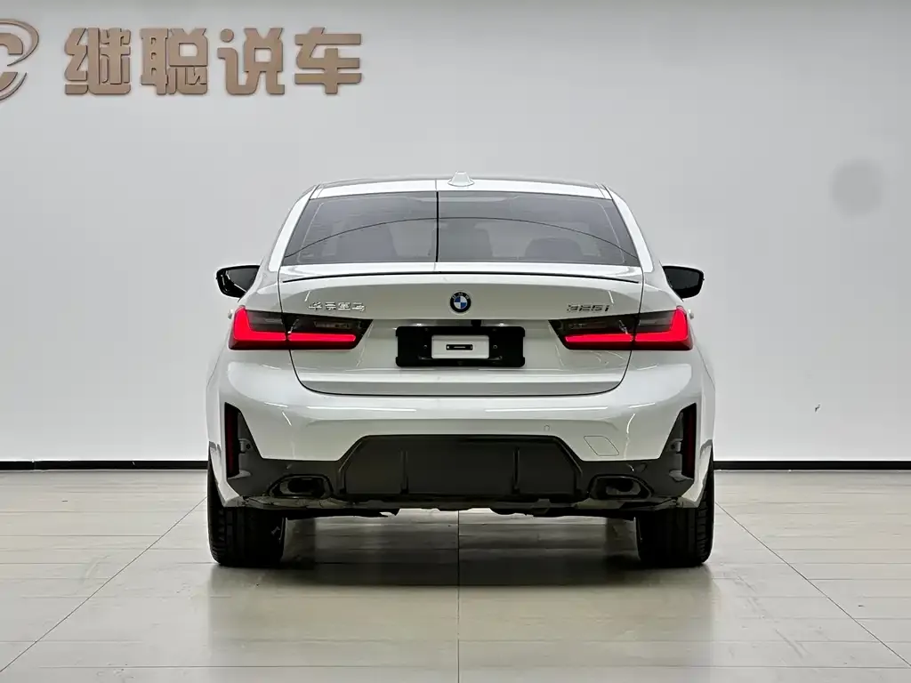 BMW 3 Series 2024 из CN, фото 4