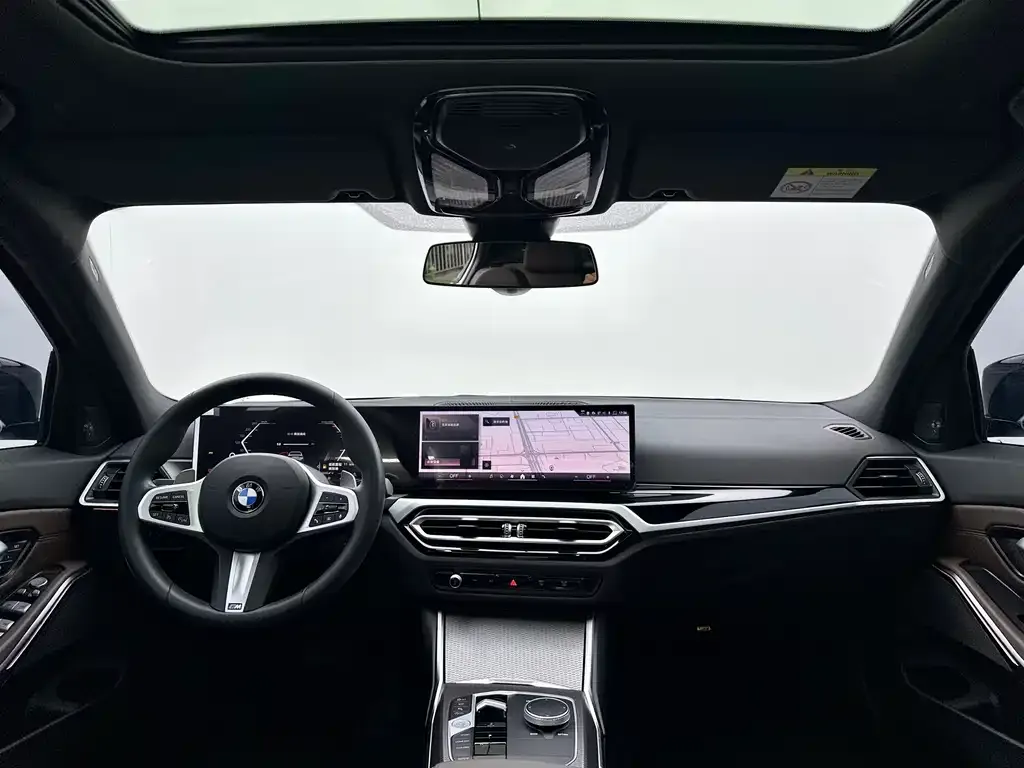 BMW 3 Series 2024 из CN, фото 8