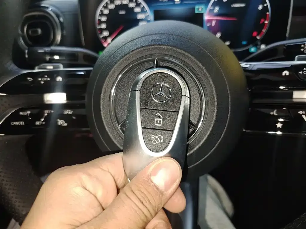 Mercedes-Benz C-Class 2023 из CN, фото 9