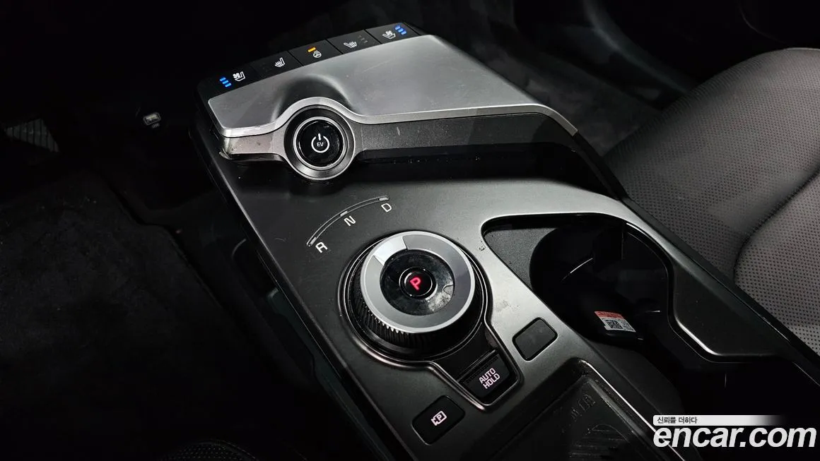Kia EV6 — фото 9