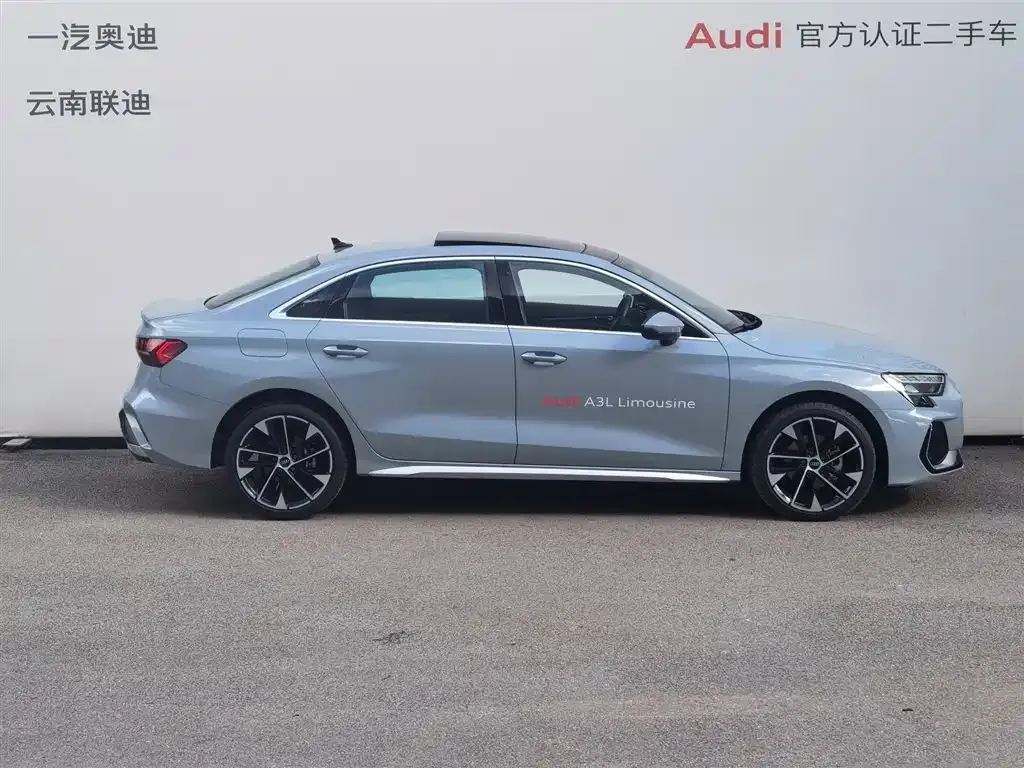 Audi A3 2024 из CN, фото 3