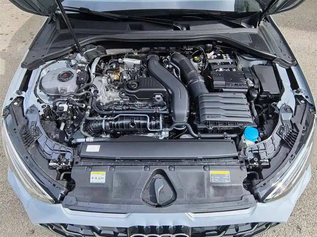 Audi A3 2024 из CN, фото 6