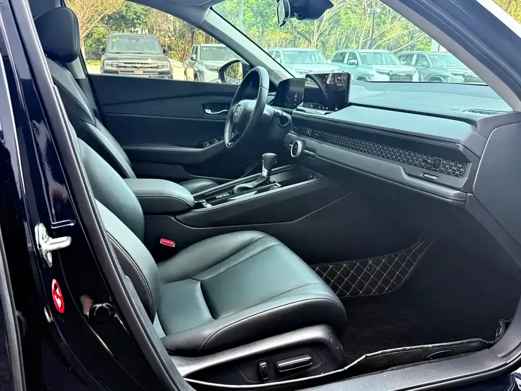 Honda Accord 2024 из CN, фото 10