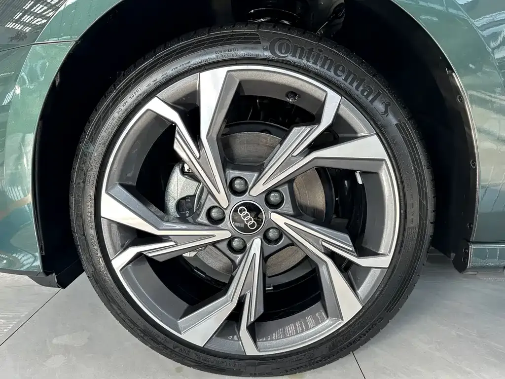 Audi A3 2025 из CN, фото 5
