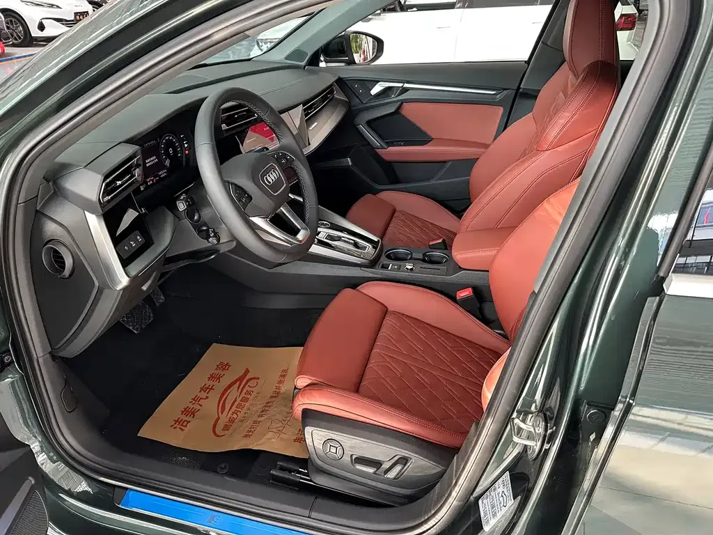 Audi A3 2025 из CN, фото 8