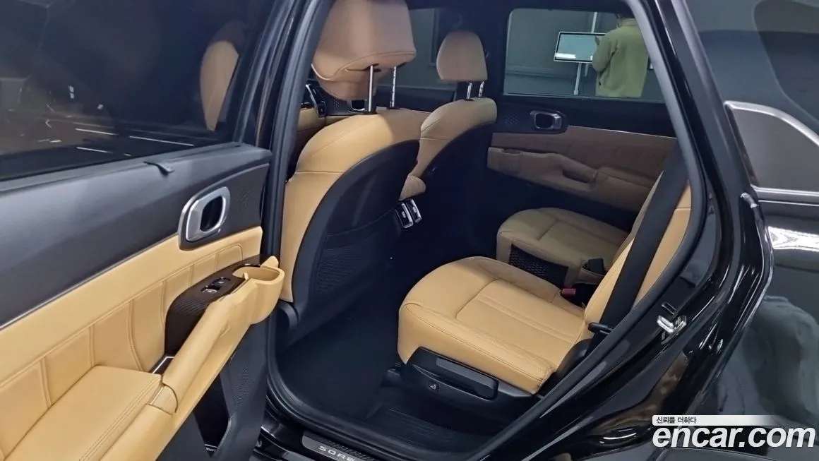 Kia Sorento — фото 6