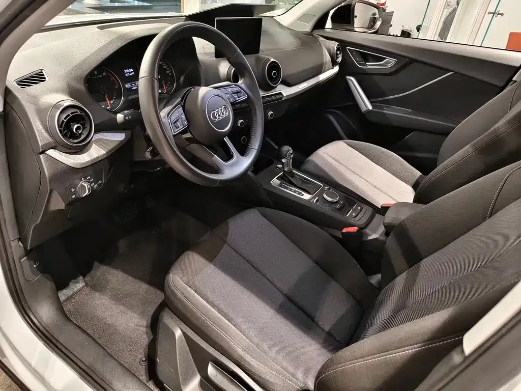 Audi Q2L 2021 из CN, фото 5