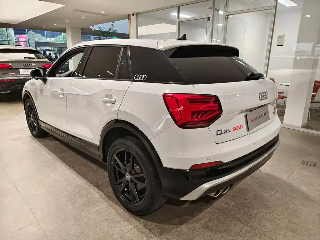 Audi Q2L 2021 из CN, фото 8