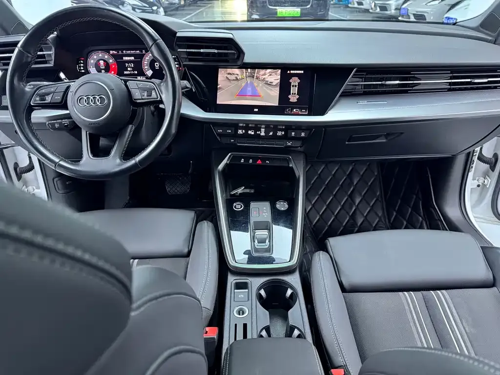 Audi A3 2023 из CN, фото 10