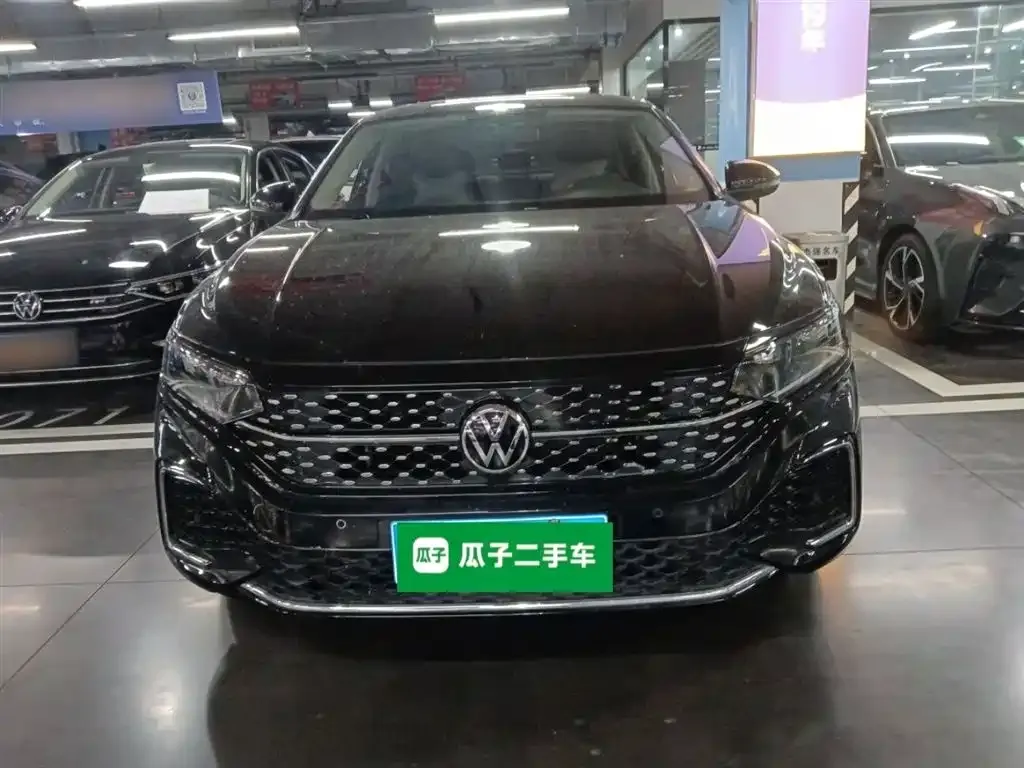 Volkswagen Passat 2022 из CN, фото 3