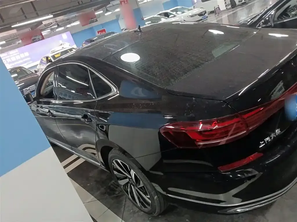 Volkswagen Passat 2022 из CN, фото 5