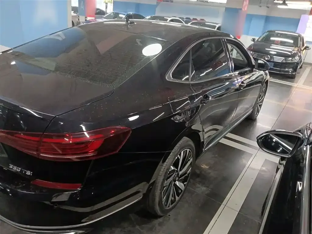 Volkswagen Passat 2022 из CN, фото 7
