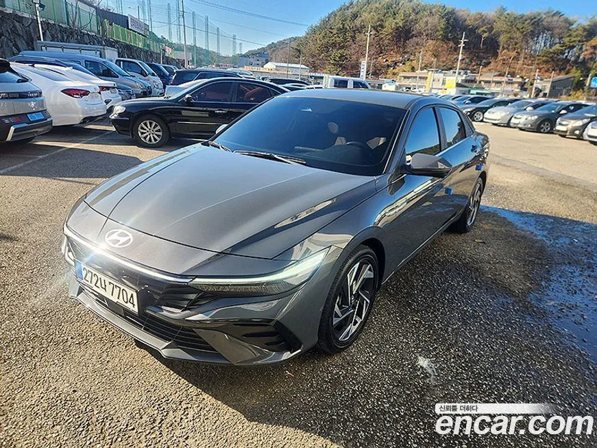 Hyundai AVANTE — фото 1