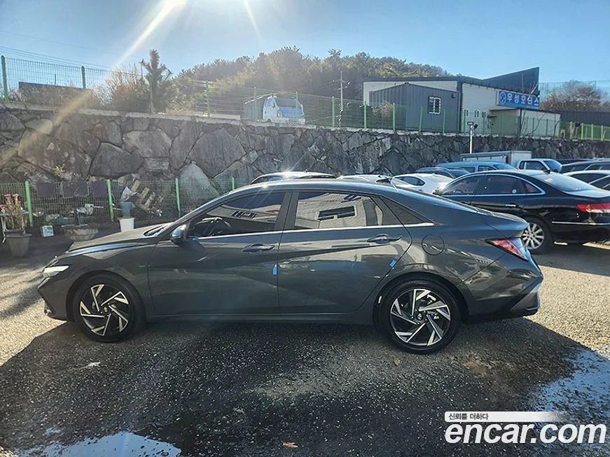 Hyundai AVANTE — фото 8
