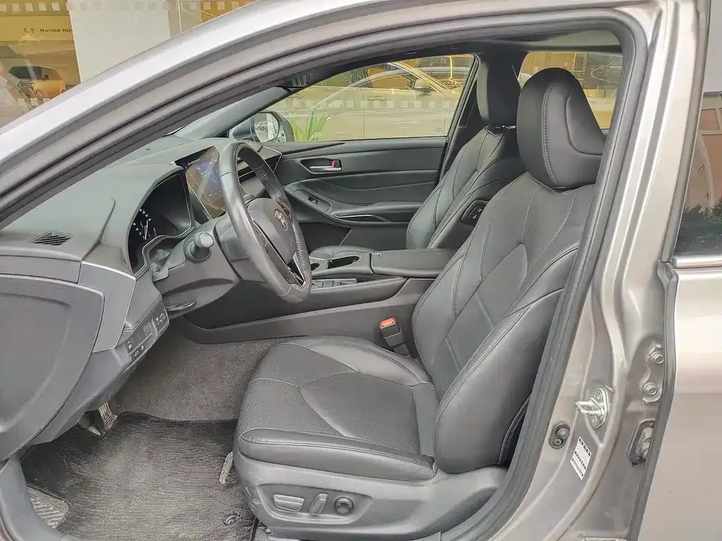 Toyota Avalon 2023 из CN, фото 3