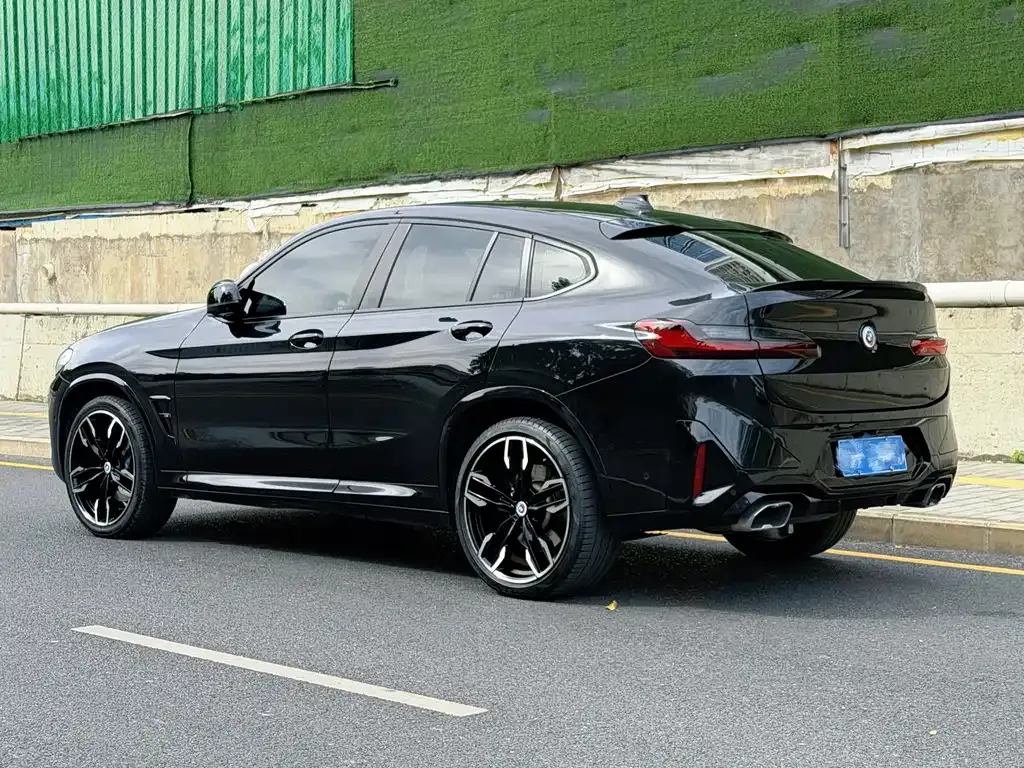 BMW X4 M40i 2023 из CN, фото 3