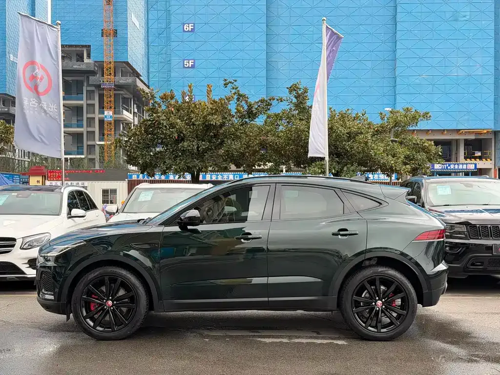Jaguar E-PACE 2025 из CN, фото 4