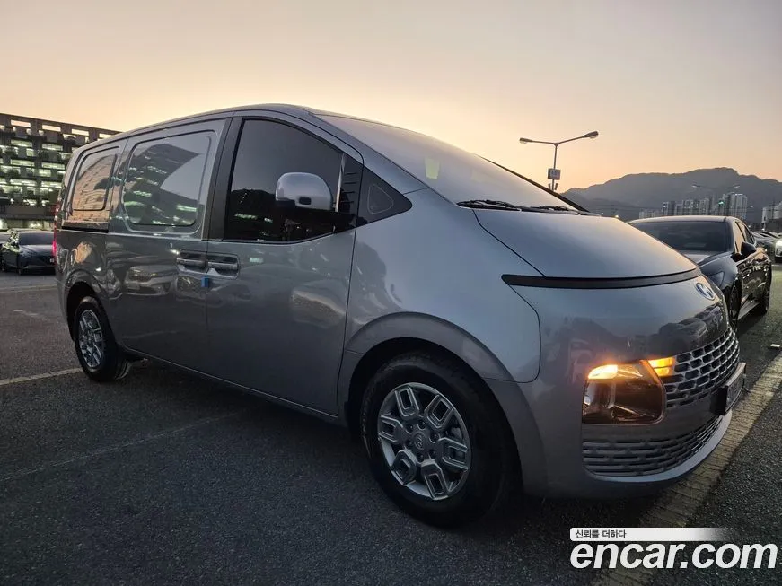 Hyundai Staria 2024 из KR, фото 2