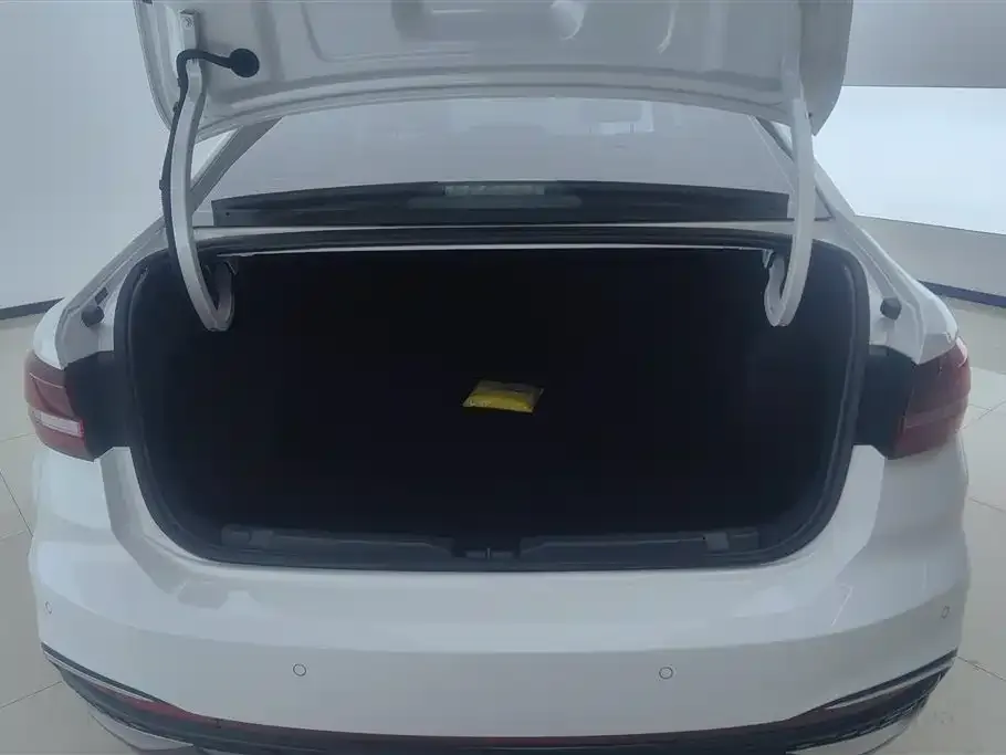 Volkswagen Lavida 2025 из CN, фото 4