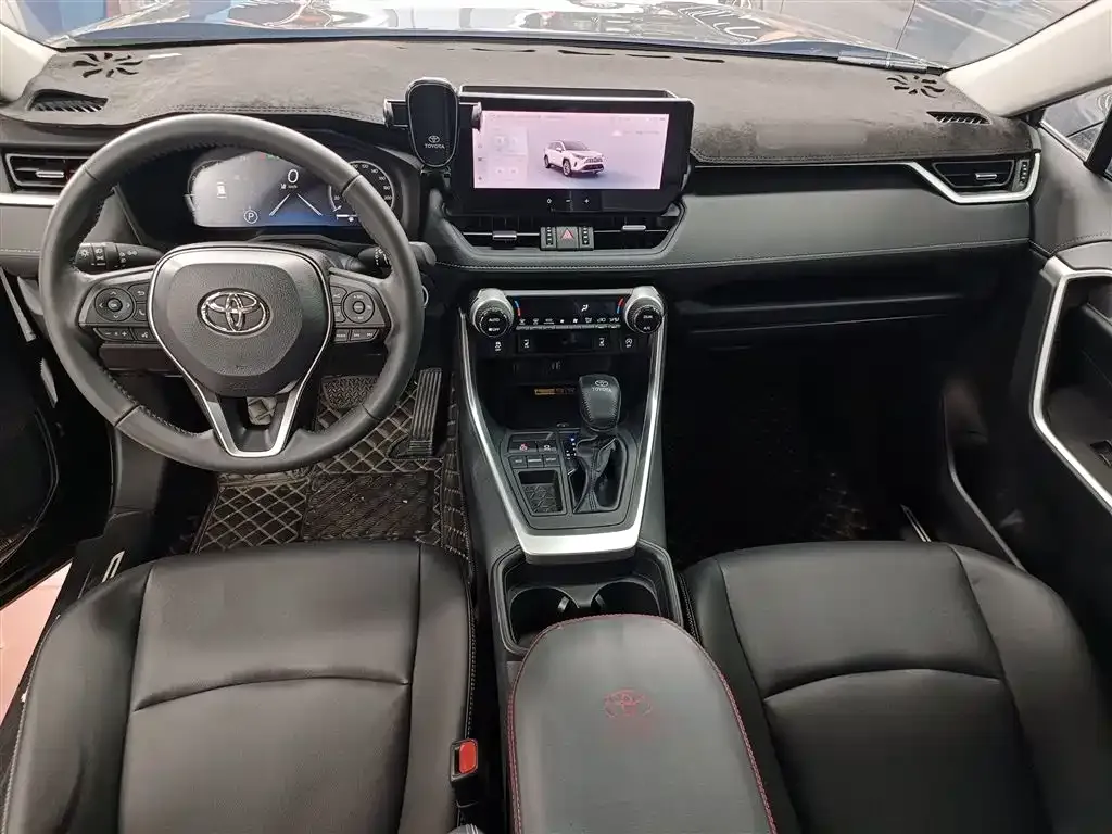 Toyota RAV4 2024 из CN, фото 10