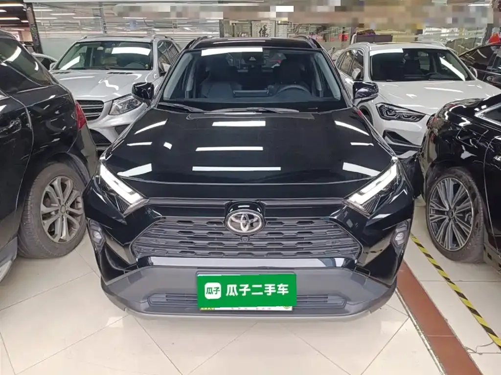 Toyota RAV4 2024 из CN, фото 3