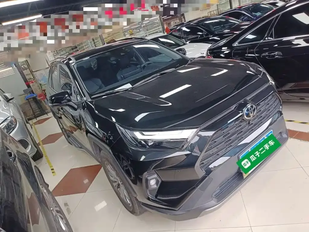 Toyota RAV4 2024 из CN, фото 4