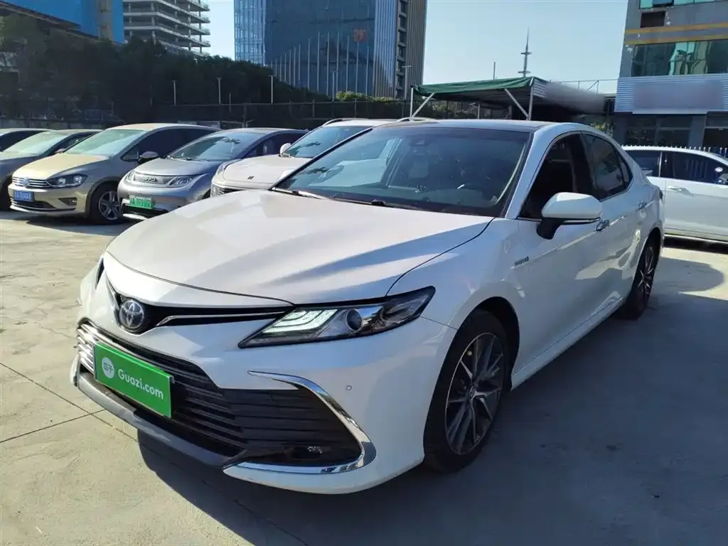 Toyota Camry 2021 из CN, фото 2