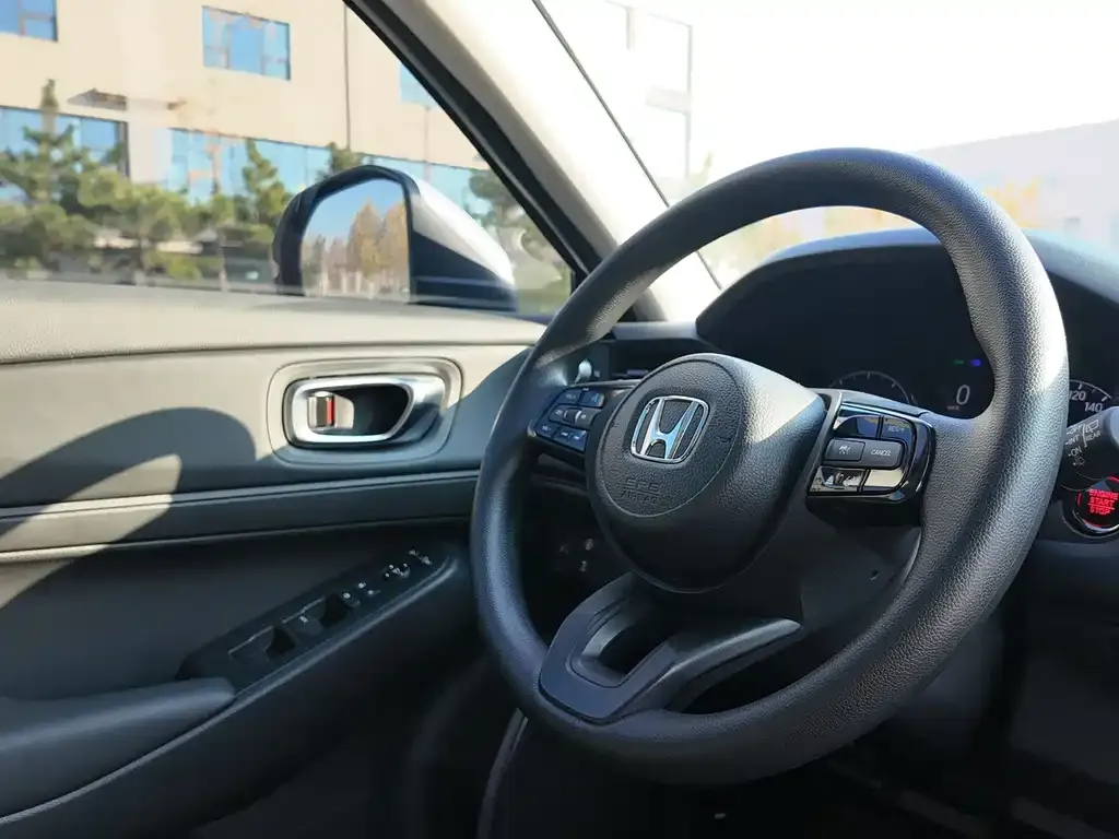 Honda Vezel 2023 из CN, фото 9