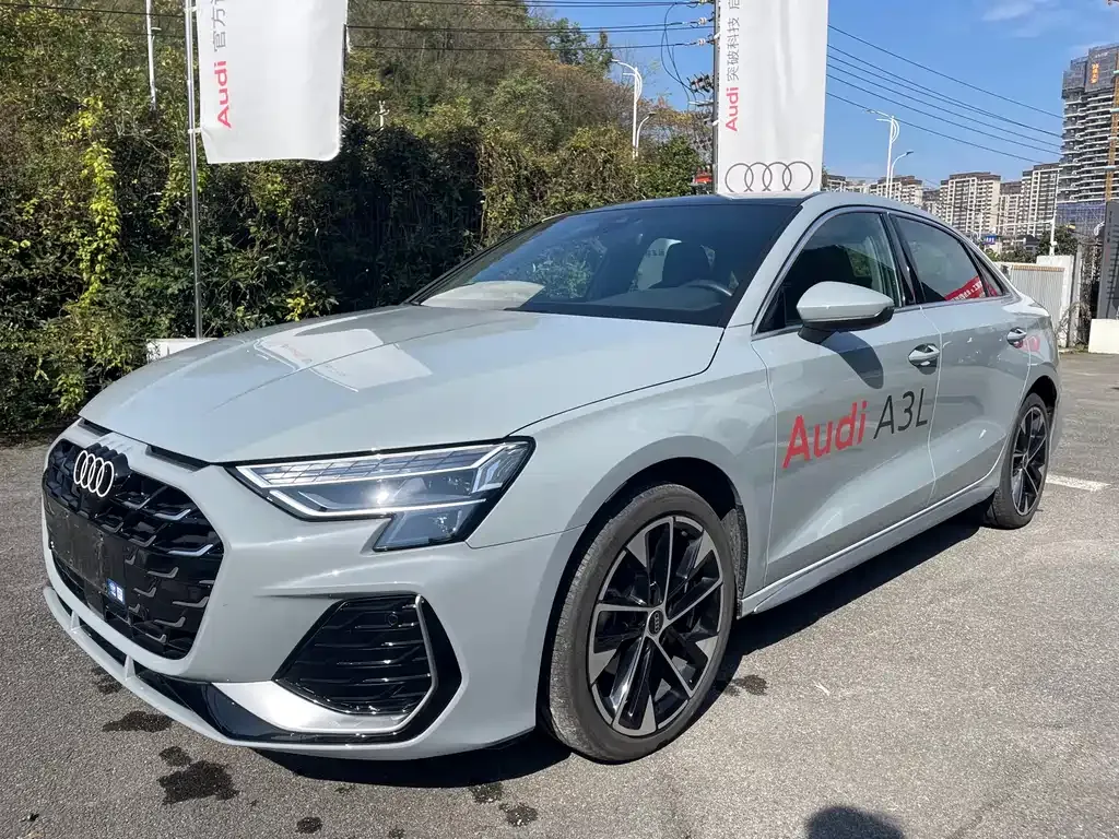 Audi A3 2024 из CN, фото 3