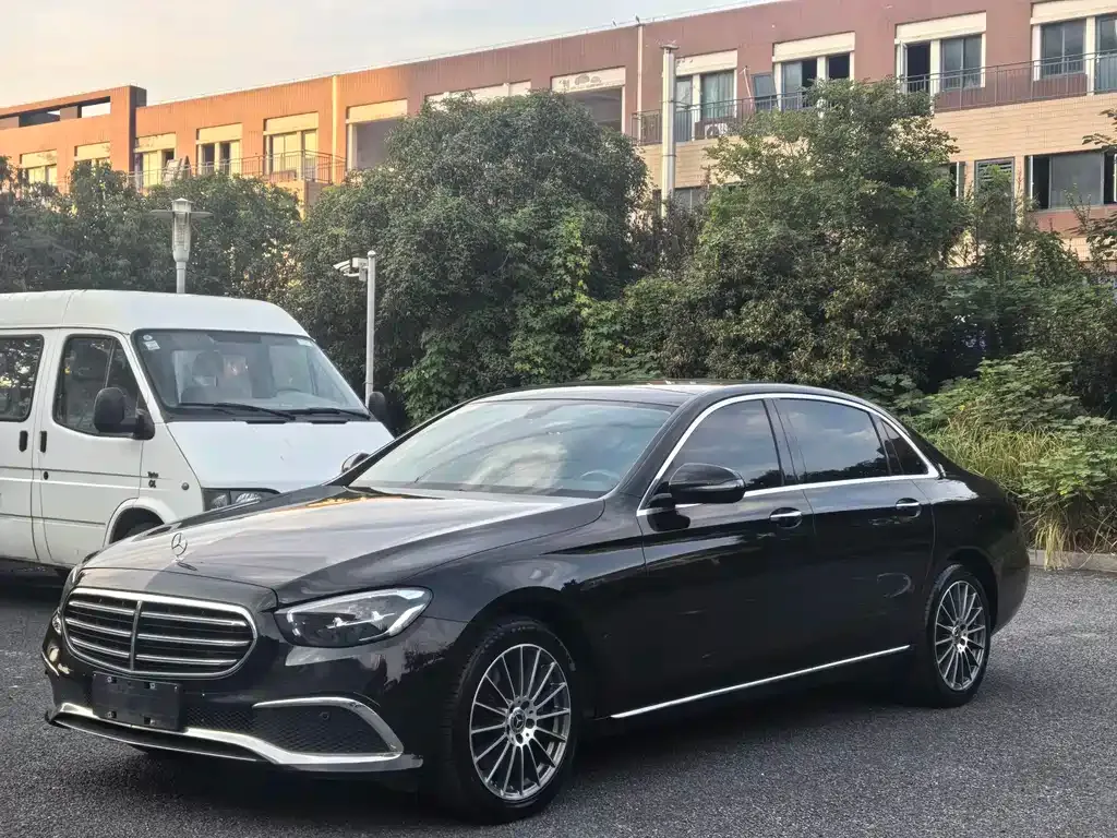 Mercedes-Benz E-Class 2022 из CN, фото 1