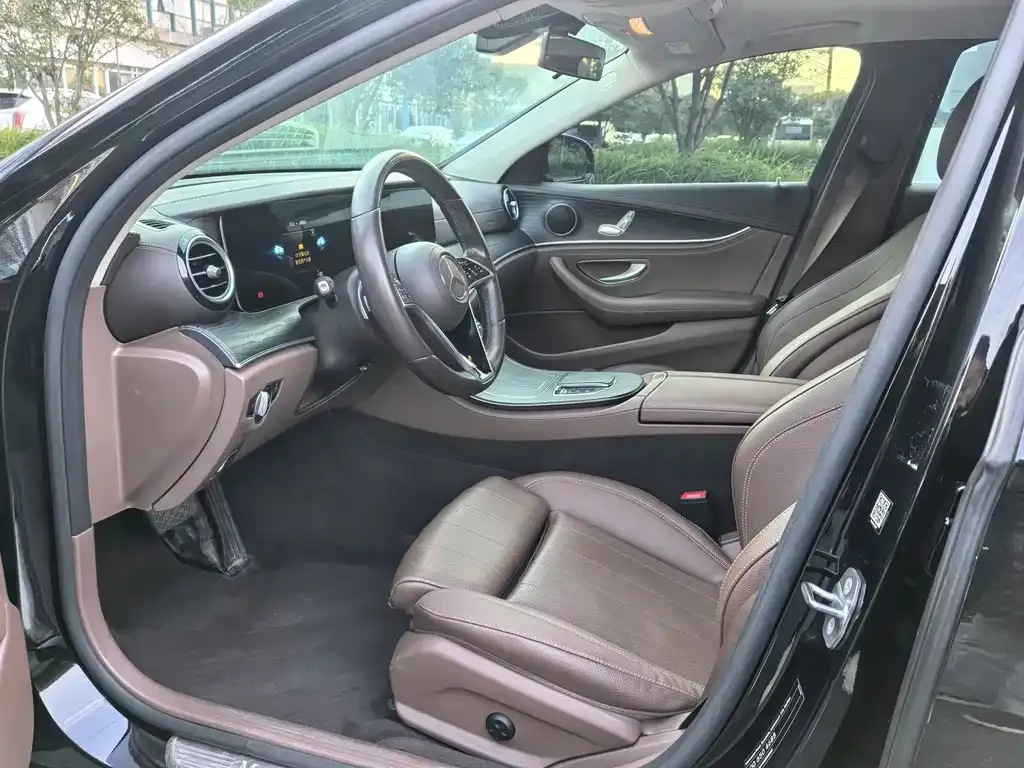 Mercedes-Benz E-Class 2022 из CN, фото 3