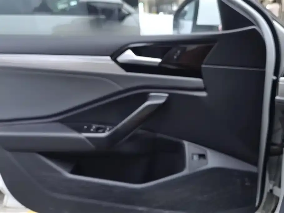 Volkswagen Sagitar 2021 из CN, фото 7