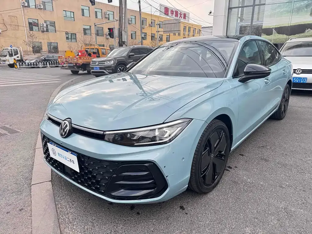 Volkswagen Passat 2024 из CN, фото 1