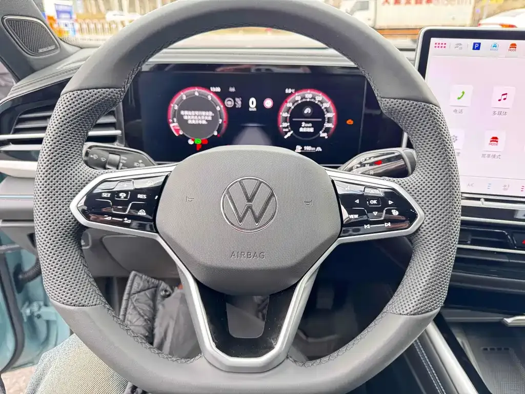 Volkswagen Passat 2024 из CN, фото 5