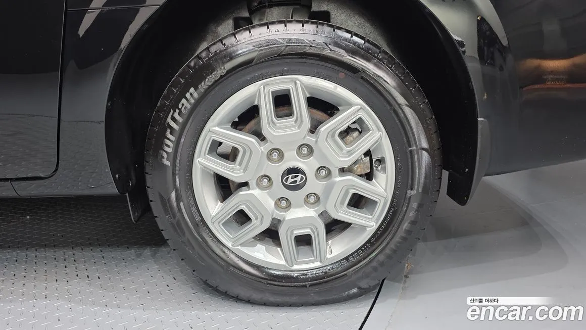 Hyundai Staria 2025 из KR, фото 5