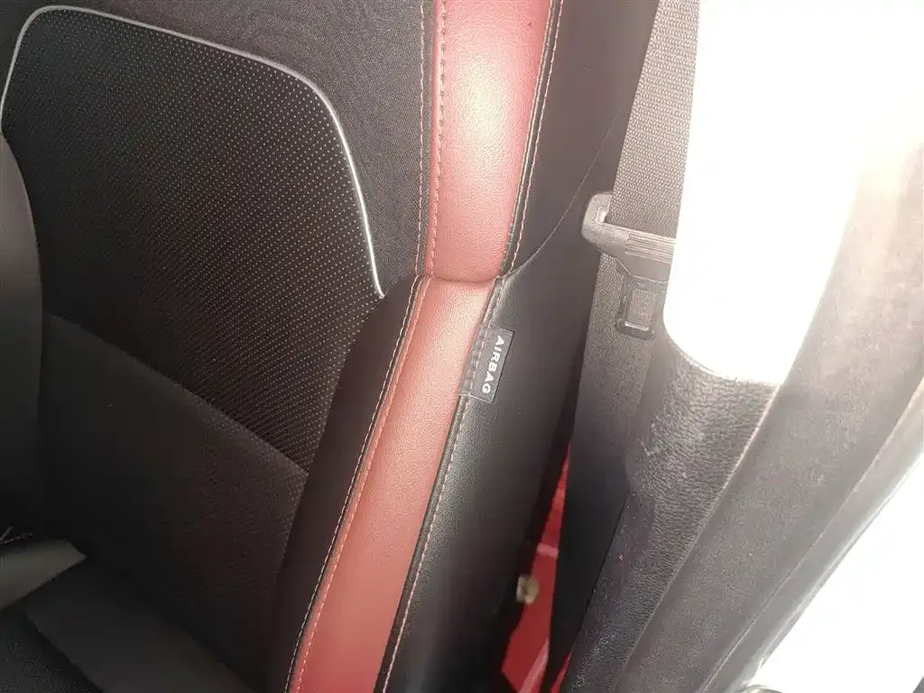 Geely Binyue 2022 из CN, фото 4