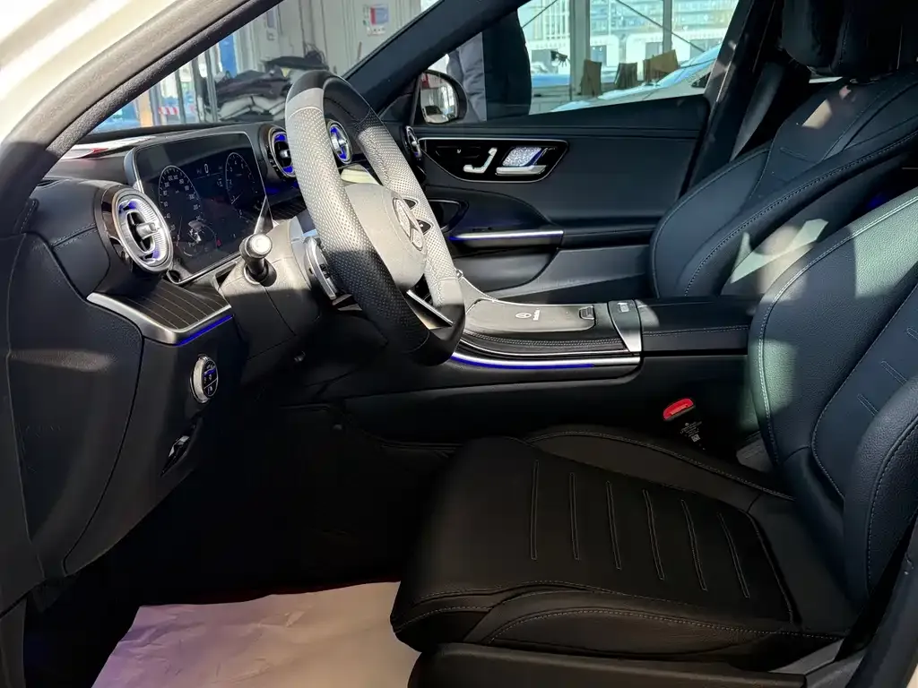 Mercedes-Benz C-Class 2025 из CN, фото 9