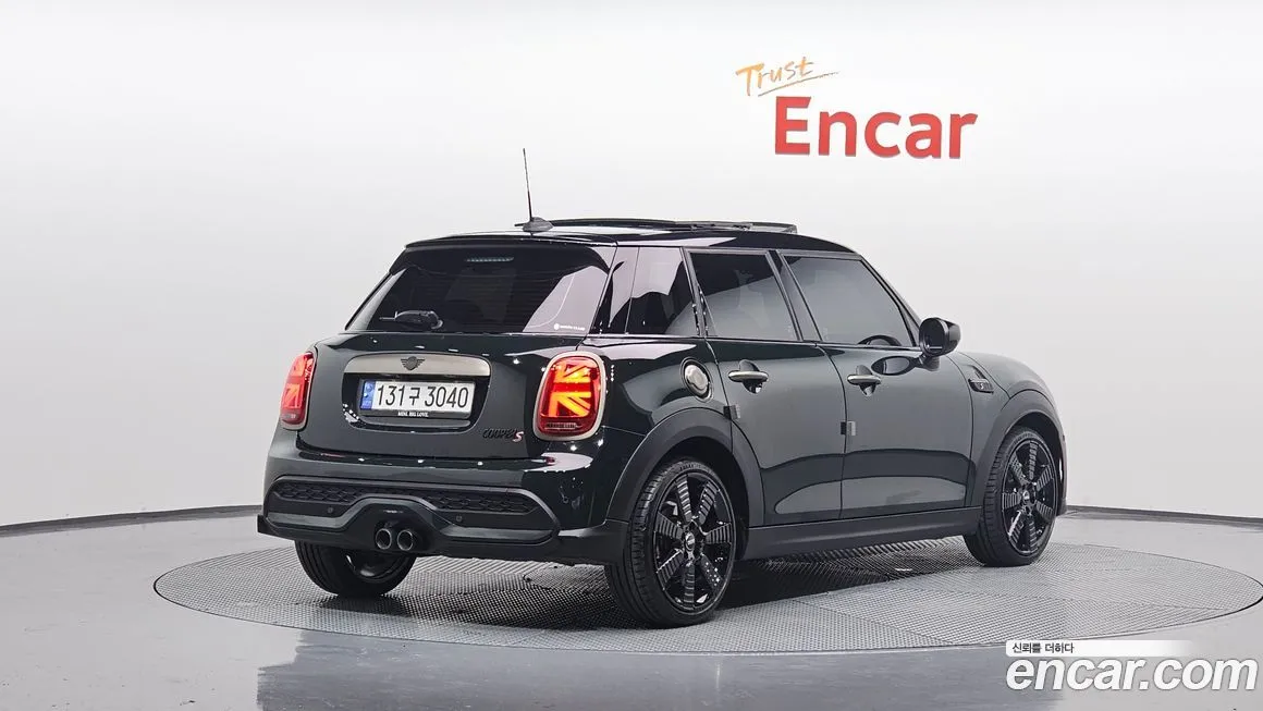 Mini Cooper 2023 из KR, фото 2