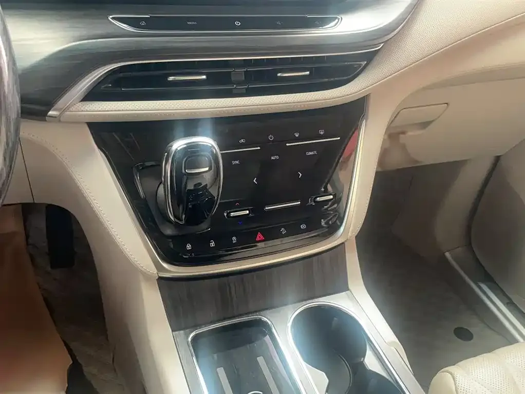Buick GL8 2022 из CN, фото 7