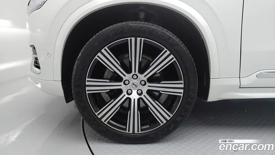 Volvo XC90 2023 из KR, фото 5